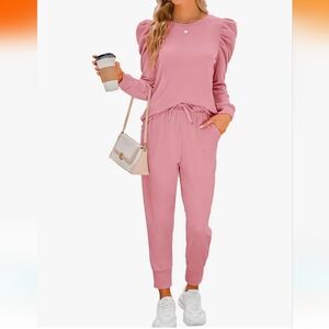 Pink joggers set with puff sleeve top NWOT
